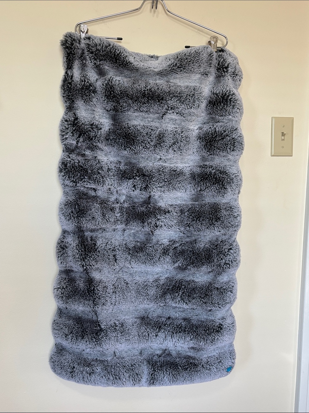 UGG Cozy Plush Faux Fur Pillowcase Set of 2 - Midnight Navy Blue Silky Soft Fur